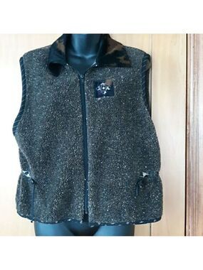 K.D. SPRING  VEST
